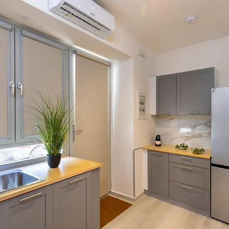 Διαμέρισμα Ohana Suites, Cozy Near Miaouli Square Ερμούπολη