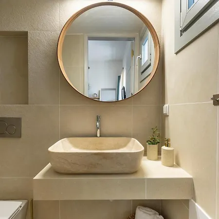 Διαμέρισμα Ohana Suites, Cozy Near Miaouli Square *