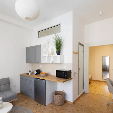 Ohana Suites, Cozy Near Miaouli Square Διαμέρισμα