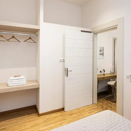 Ohana Suites, Cozy Near Miaouli Square Ermoupoli