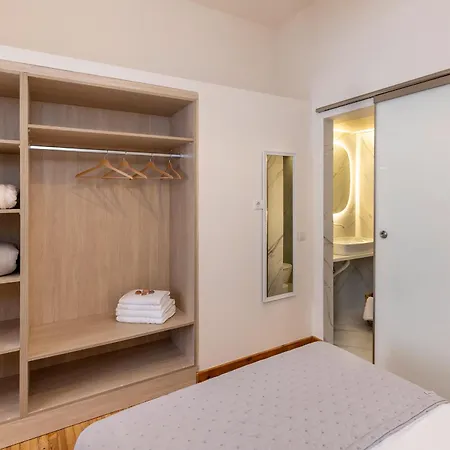 Ohana Suites, Cozy Near Miaouli Square * Ermoupoli