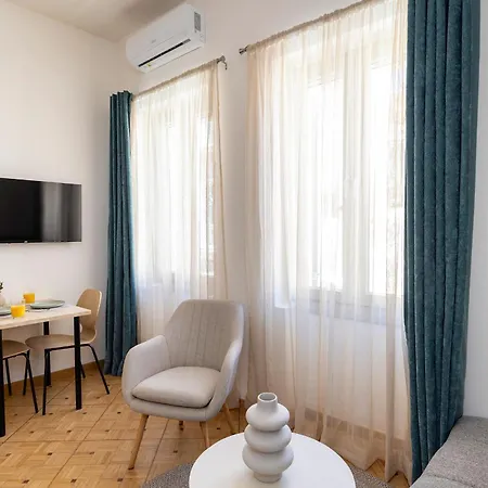 Ohana Suites, Cozy Near Miaouli Square Διαμέρισμα