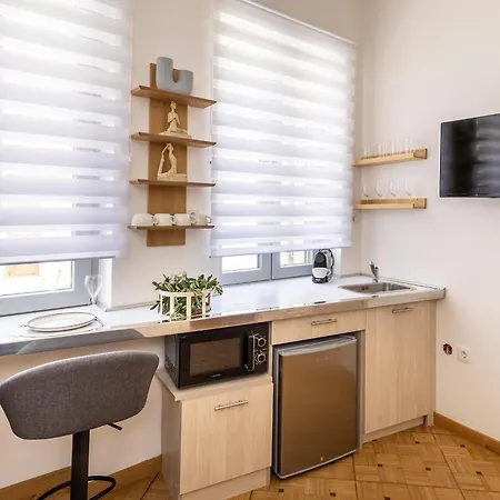 Ohana Suites, Cozy Near Miaouli Square Ermoupoli