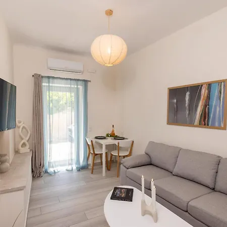 Ohana Suites, Cozy Near Miaouli Square *